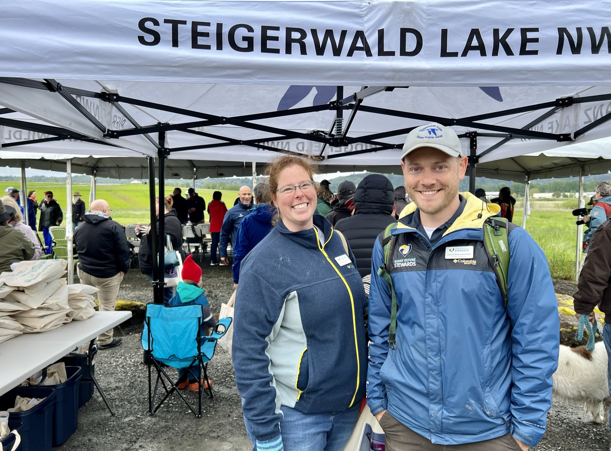 Brette Greenwood-Wing and Jared Strawderman of the Gorge Refuge Stewards